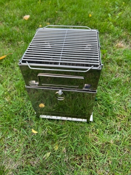 Rocket stove with grate foldable in stainless steel small hobo